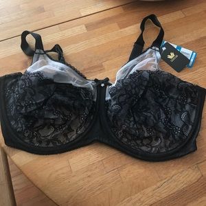 WACOAL lovely lace bra size 40 DDD
